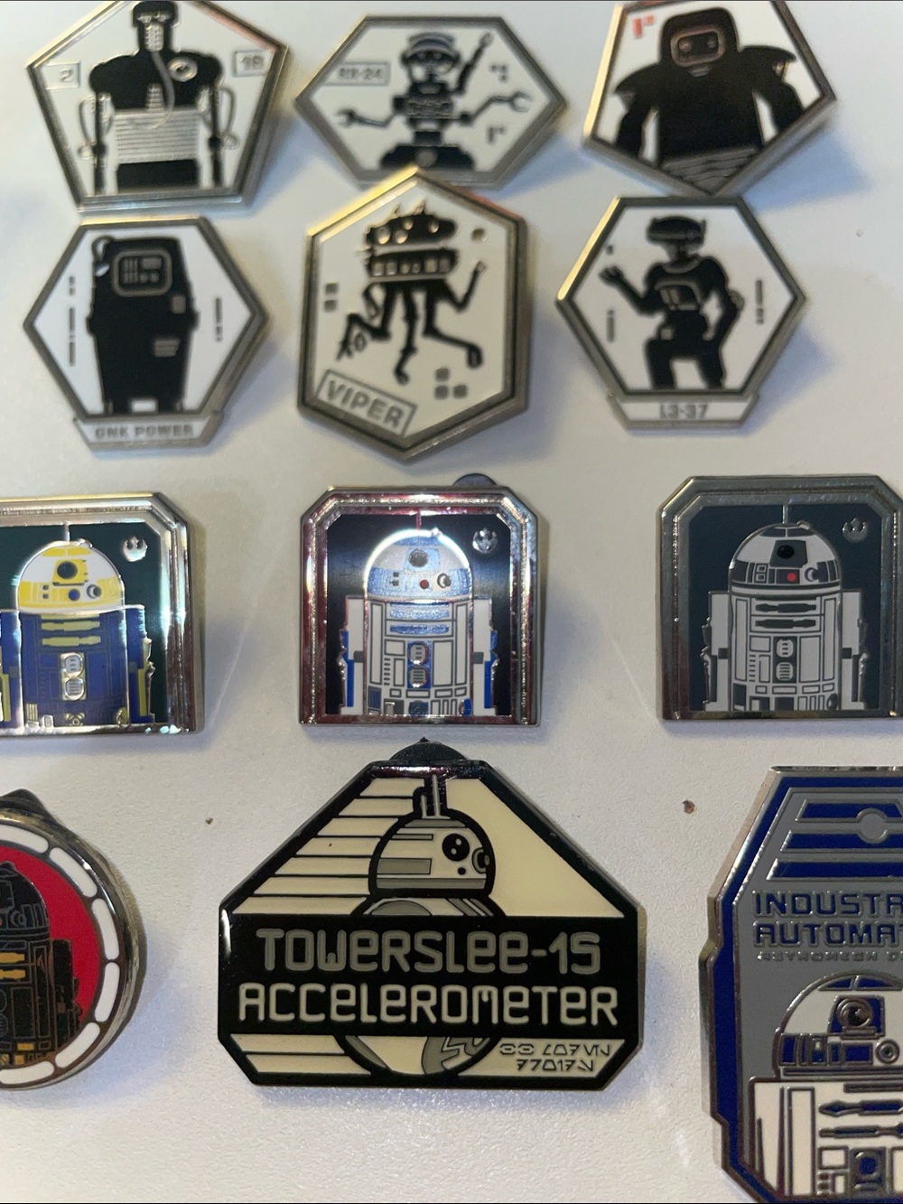 Disney pins - Picture 6 of 7
